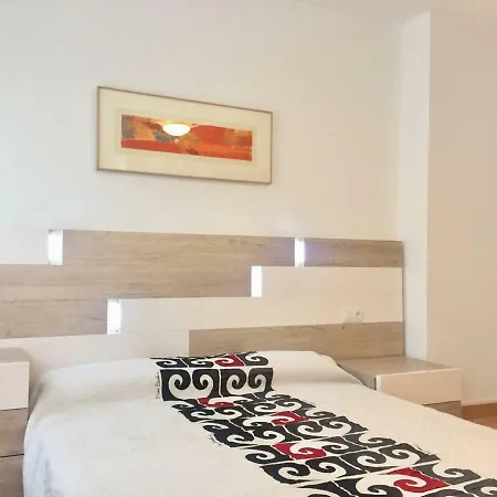 Daire En Universidad Y Cerca De La Playa Valensiya