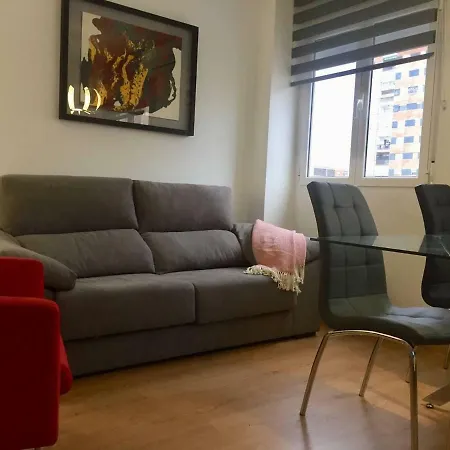 En Universidad Y Cerca De La Playa * Valensiya